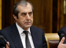 Мэр Душанбе «объявил войну» чуждой таджикам одежде