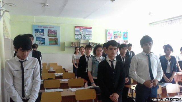 В Таджикистане 27% дипломированных молодых людей не могут читать
