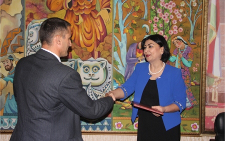 Ряд деятелей искусств Таджикистана были отмечены государственными наградами