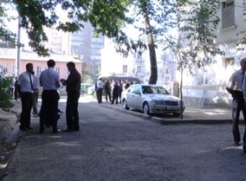 Инциденты в Душанбе и Вахдате. МВД молчит, общество предполагает