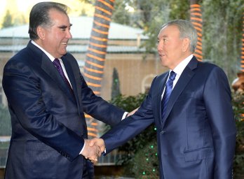 Рахмон и Назарбаев подписали Договор о стратегическом партнерстве