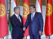 Э. Рахмон и А. Атамбаев обсудили перспективы таджикско-кыргызского сотрудничества