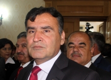 Компартия Таджикистана отрицает обращение властей по поводу архива партии