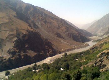 На таджикско-афганской границе уничтожено 16 контрабандистов