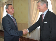 Парламент Таджикистана посетила австрийская внешнеполитическая делегация
