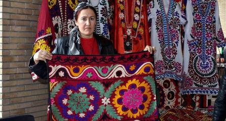 Женщины должны пропагандировать таджикскую национальную культуру
