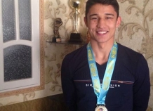 Таджикский боксер Шаббос Негматуллоев выиграл золотую медаль в Казахстане