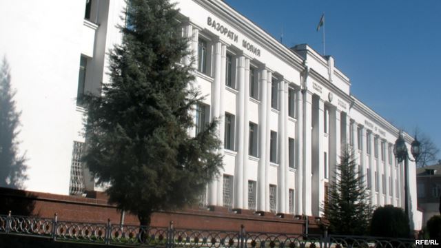 Таджикистан останется без международных грантов
