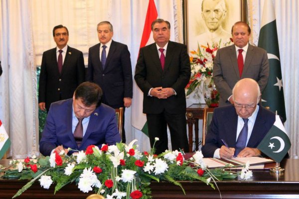 Таджикистан и Пакистан подписали соглашение об экстрадиции