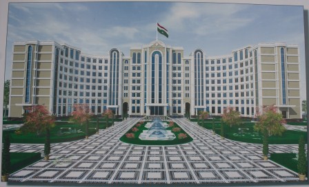 Премьер Таджикистана ознакомился с ходом строительства новых зданий Академии МВД республики