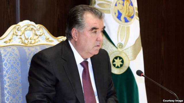 Президент Таджикистана провел заседание правительства по ситуации в Бадахшане
