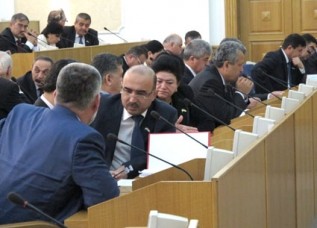 Правительственная комиссия рассматривает поправки в Налоговый кодекс Таджикистана