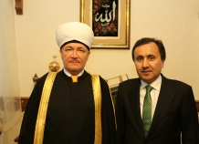 Верховный муфтий России высоко оценил роль Эмомали Рахмона в развитии ислама