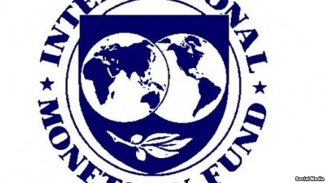 МВФ: Два банка Таджикистана столкнулись с серьезными трудностями