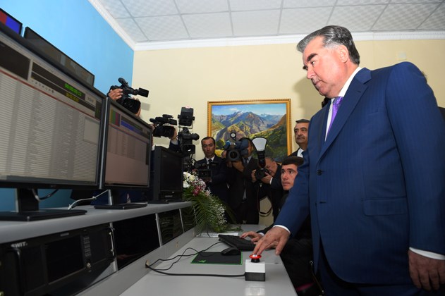 Открытие Академии СМИ в Душанбе: Рахмон запустил два новых телеканала