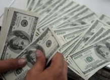 Гражданин Таджикистана обвиняется в контрабанде долларов в Китай