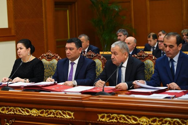 Эмомали Рахмон собрал правительство Таджикистана