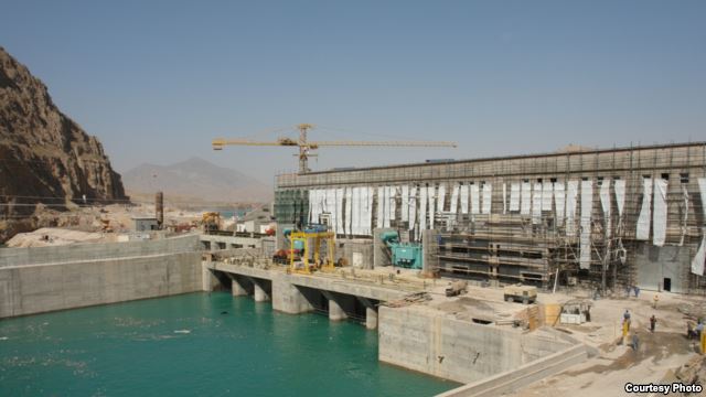 Таджикский энергохолдинг считает заявление Ирана некорректным