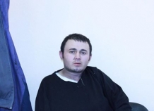 Гражданин Таджикистана застрял в Мурманске без документов