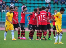 В чемпионате Таджикистана по футболу «Истиклол» уходит в отрыв