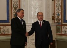 Ш. Зухуров провел встречу с новоизбранным спикером парламента Казахстана