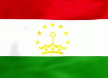 В Таджикистане изымают из продажи бракованные флаги, изготовленные за рубежом