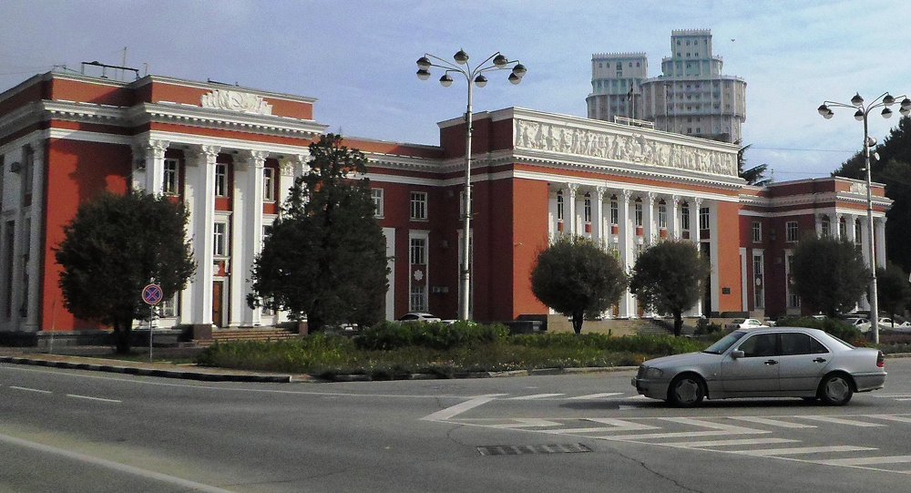 Для нового парламентского комплекса в Душанбе снесут весь центр