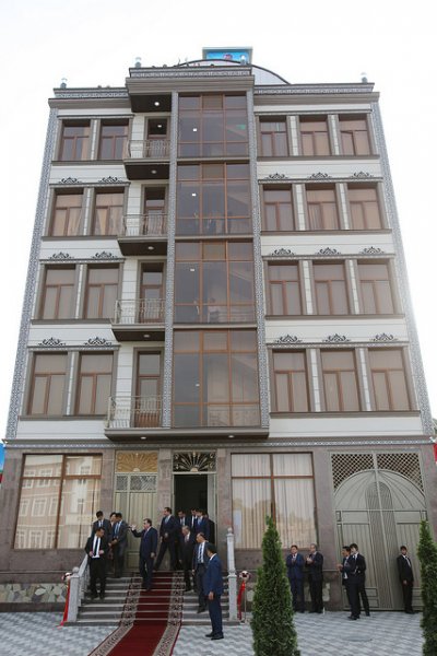 Сдача в эксплуатацию нового пятиэтажного жилого дома в центре Вахдата