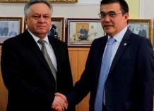 Таджикистан и Казахстан активизируют экономическое сотрудничество