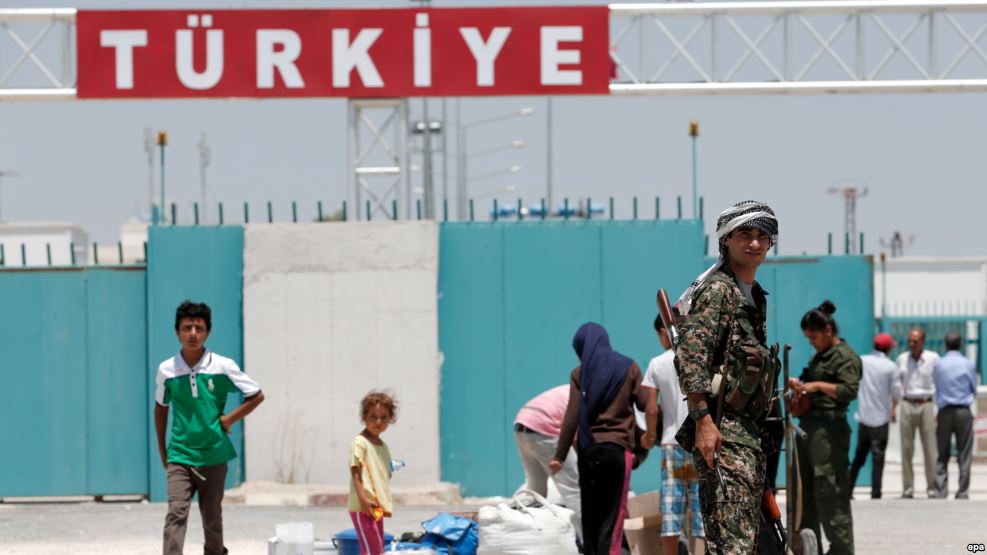 Власти Турции задержали раненого таджика на границе с Сирией