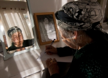 Ушла из жизни одна из первых дикторов таджикского телевидения Луъбат Бурхонова