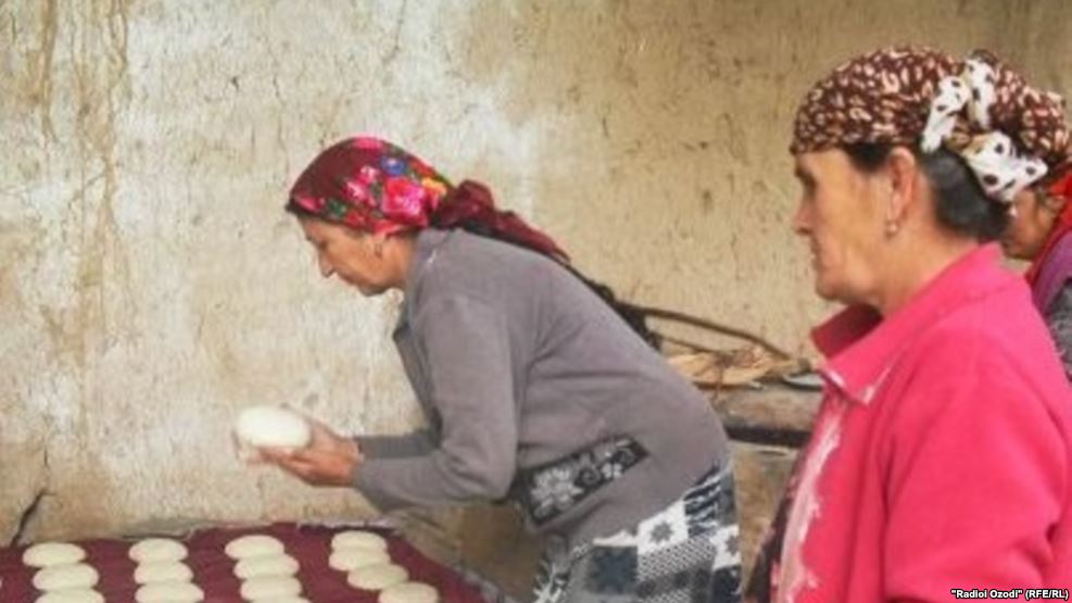 «Почти один миллион таджикских женщин домохозяйки»