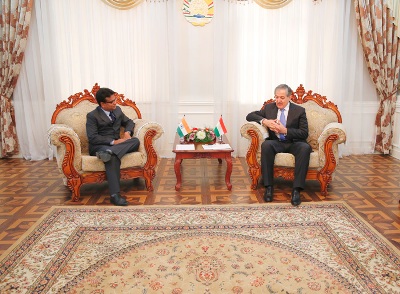 Глава МИД Таджикистана принял нового посла Индии