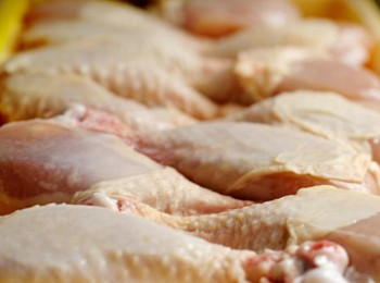 В Таджикистане планируют произвести 2,8 тыс. тонн куриного мяса
