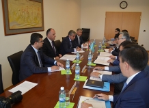 Таджикистан и Казахстан провели межмидовские консультации