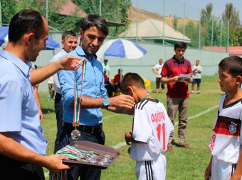 Сборная Душанбе выиграла турнир памяти Ислома Махмадшоева