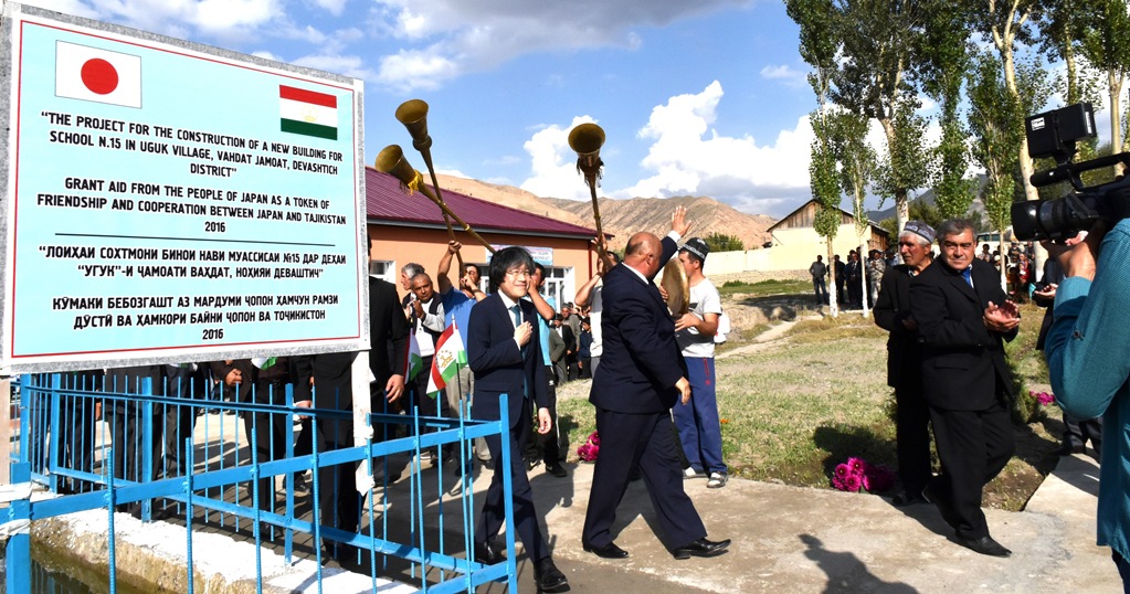 Япония завершила на севере Таджикистана реализацию трех проектов