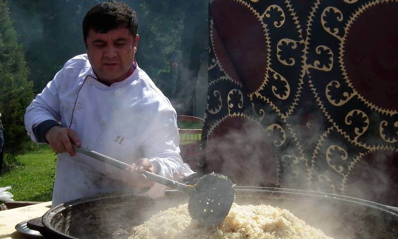 В Душанбе выявят лучшего ошпаза в Таджикистане