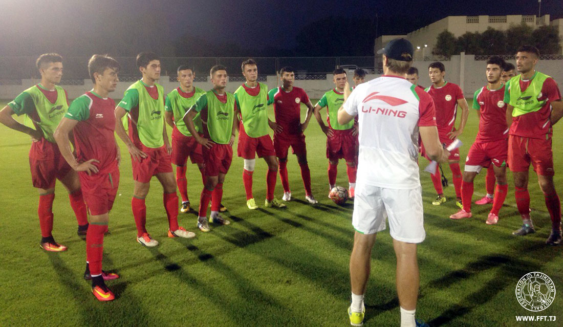В Дубае начался тренировочный сбор молодежной сборной Таджикистана