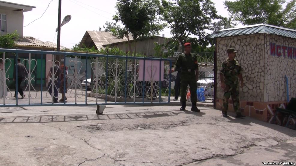 За полгода в таджикских тюрьмах скончались двое афганских заключенных