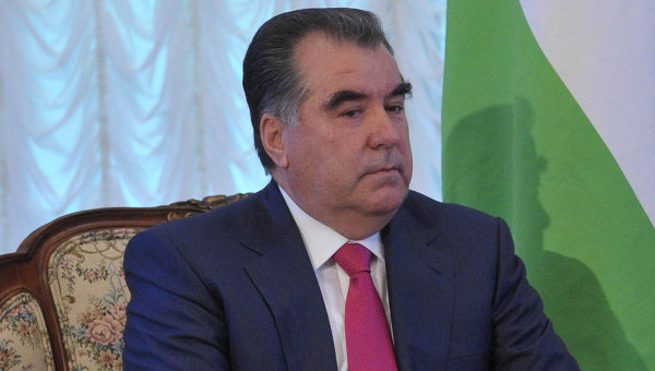 Эмомали Рахмон назначил первых послов Таджикистана в Ливане и Молдове