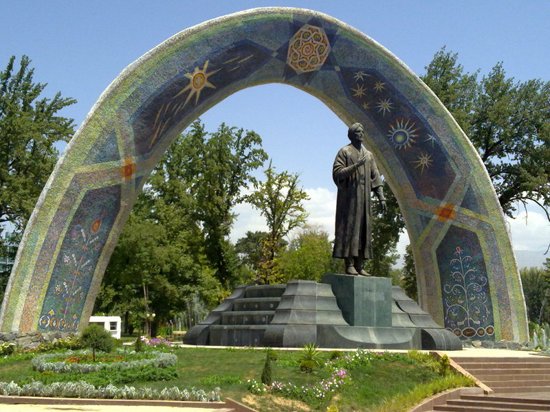 В Таджикистане проходят праздничные мероприятия, посвященные Дню Рудаки