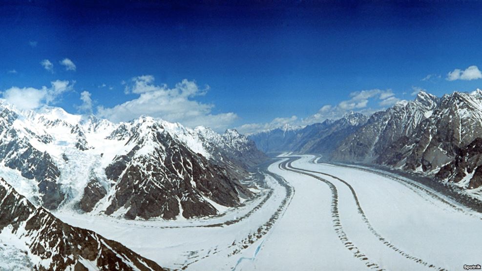 Горы Памира и ее ледники основной источник воды рек Центральной Азии