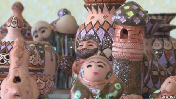 Как рождается таджикская керамика 