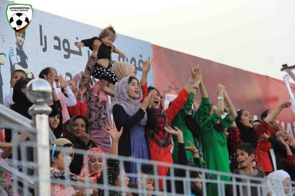 Таджики поднимают футбол в Афганистане