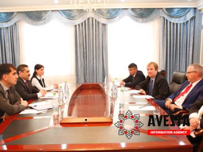 Таджикистан и Великобритания обсудили перспективы сотрудничества