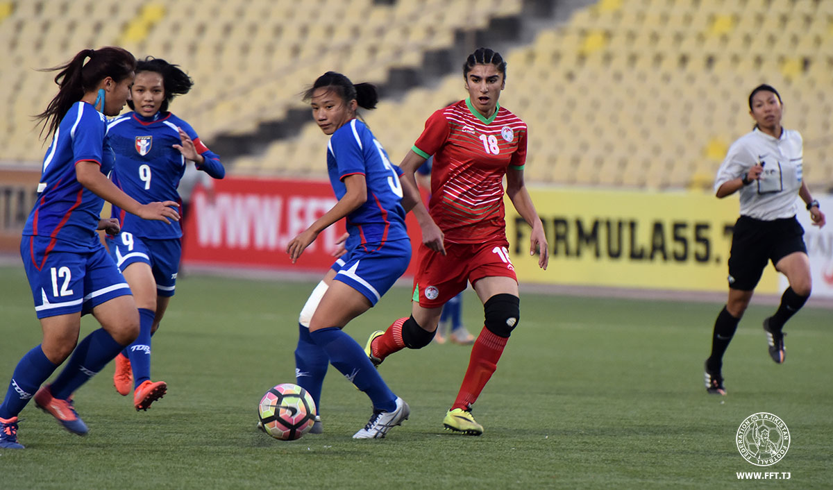 Таджикские футболистки потеряли все шансы на выход в финал чемпионата Азии-2017
