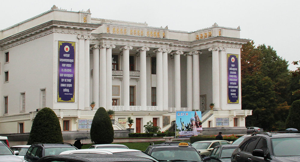 В Душанбе отпразднуют День таджикского театра