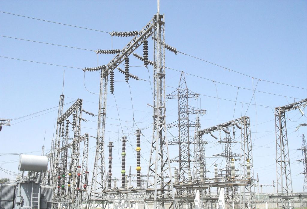 Таджикистан продолжал экспортировать электроэнергию в октябре