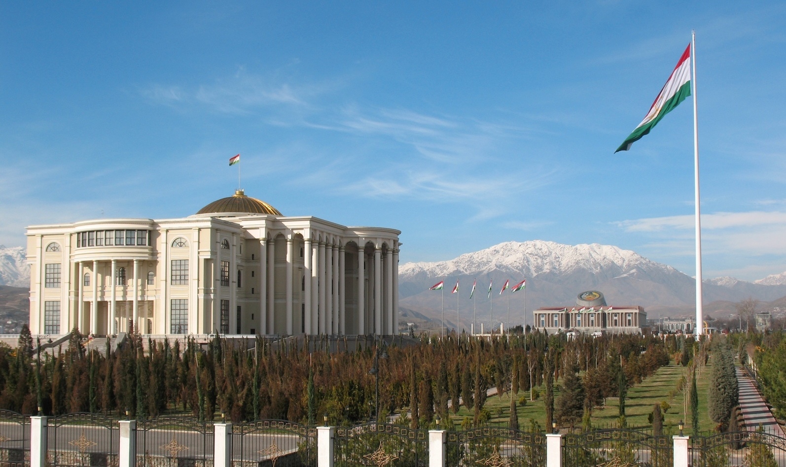 В столице Таджикистана переименованы 16 улиц с советским названием